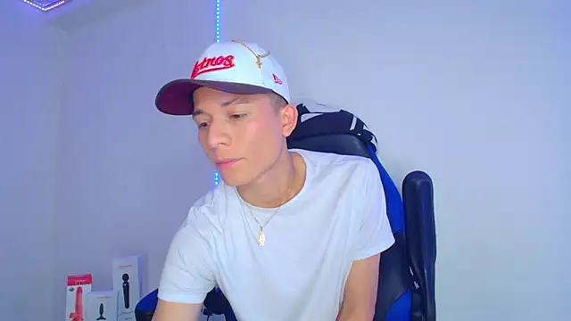 bryamer 19 online show from March 3, 2025, 3:30 am