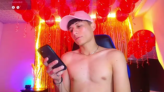 bryamer 19 online show from September 12, 2025, 7:47 pm