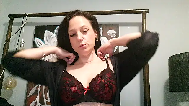 Audrey hotty online show from April 5, 2026, 1:03 am