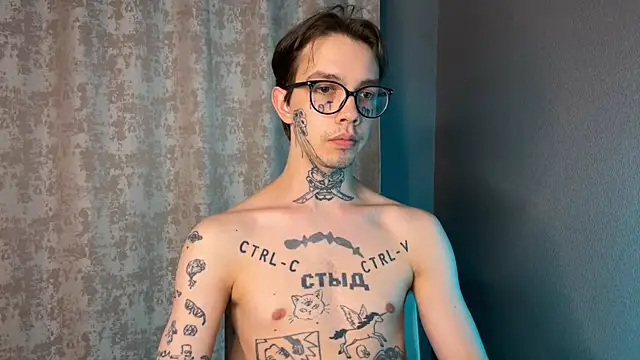 Snapshot of anahori__simon chatting on February 9, 2025, 4:29 pm anahori simon online show from February 9, 2025, 4:29 pm