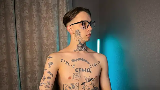 Snapshot of anahori__simon chatting on February 26, 2025, 6:00 pm anahori simon online show from February 26, 2025, 6:00 pm