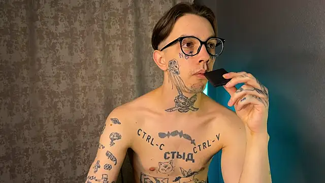 Snapshot of anahori__simon chatting on March 1, 2025, 6:00 pm anahori simon online show from March 1, 2025, 6:00 pm