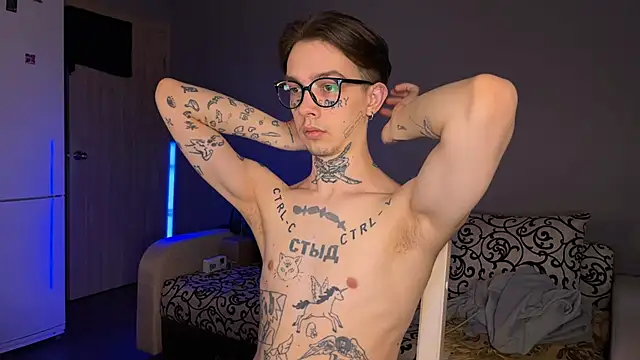 Snapshot of anahori__simon chatting on March 18, 2025, 4:15 am anahori simon online show from March 18, 2025, 4:15 am