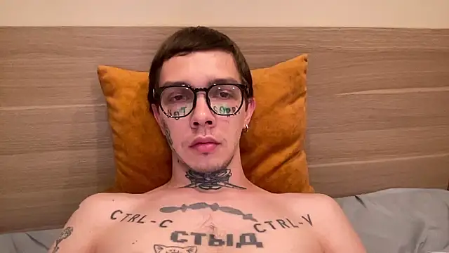 Snapshot of anahori__simon chatting on February 22, 2026, 6:06 pm anahori simon online show from February 22, 2026, 6:06 pm