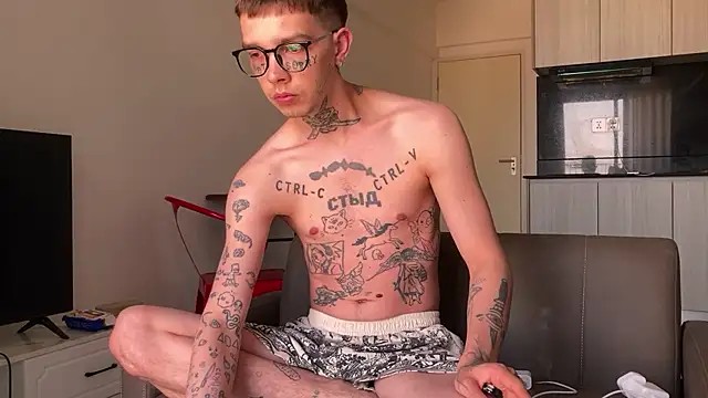 Snapshot of anahori__simon chatting on March 4, 2026, 1:22 am anahori simon online show from March 4, 2026, 1:22 am