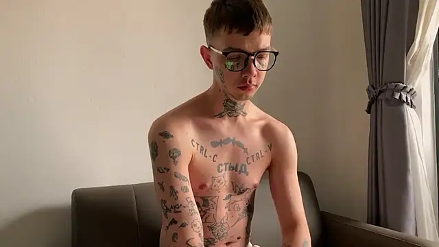 Snapshot of anahori__simon chatting on March 7, 2026, 11:46 pm anahori simon online show from March 7, 2026, 11:46 pm