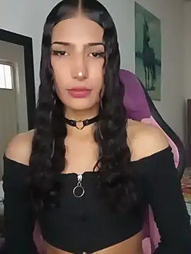 Snapshot of Lanna_hott_ chatting on July 21, 2026, 5:48 pm Lanna hott online show from July 21, 2026, 5:48 pm