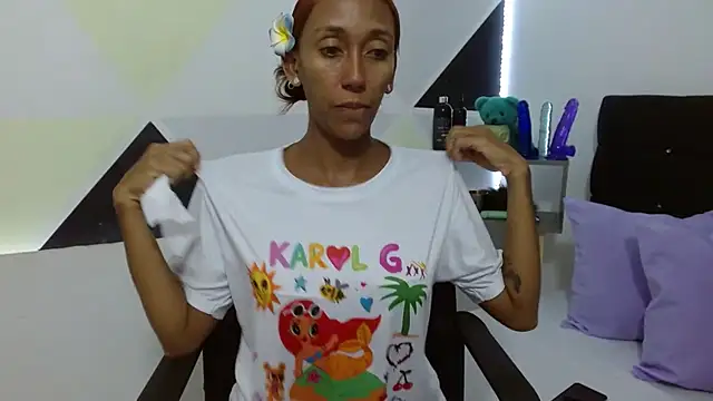 Snapshot of ZashaRomero chatting on February 27, 2025, 8:53 pm ZashaRomero online show from February 27, 2025, 8:53 pm