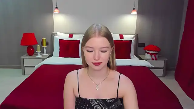 shy  lady online show from January 23, 2025, 8:35 pm