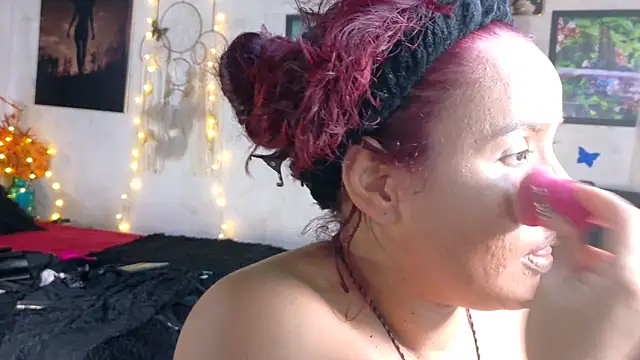 Kyara Queen online show from March 5, 2026, 5:20 pm