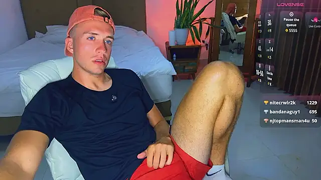 tommy cumfinger online show from February 20, 2026, 11:32 am