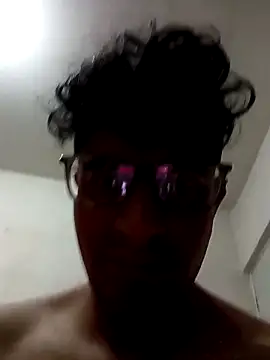 Snapshot of ale3J4a chatting on February 22, 2026, 6:35 am ale3J4a online show from February 22, 2026, 6:35 am