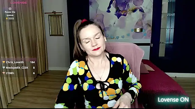 AriaGray online show from March 24, 2026, 3:33 am