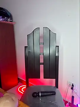 Aria Bennett21 online show from December 7, 2024, 6:59 pm