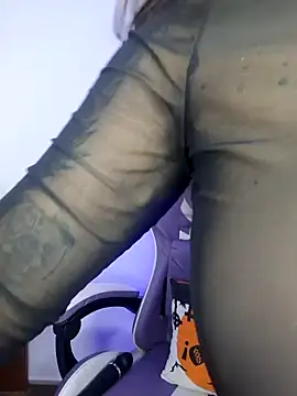 Aria Bennett21 online show from February 14, 2026, 7:27 am