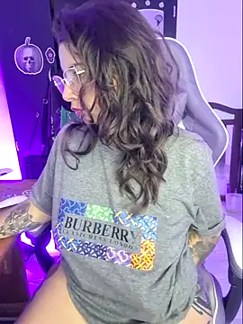 Aria Bennett21 online show from April 14, 2026, 5:35 am