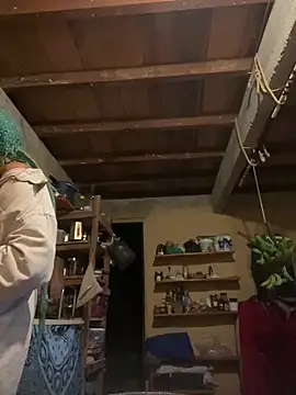 sammoura01 online show from March 9, 2026, 11:31 pm