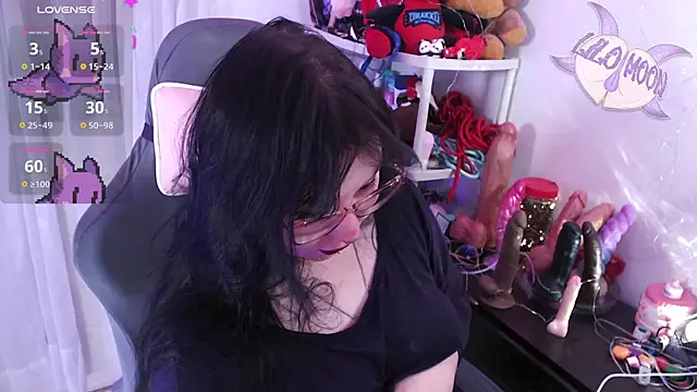 LiloMoon69 online show from March 10, 2026, 2:33 pm