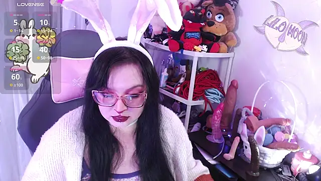 LiloMoon69 online show from April 6, 2026, 1:36 am