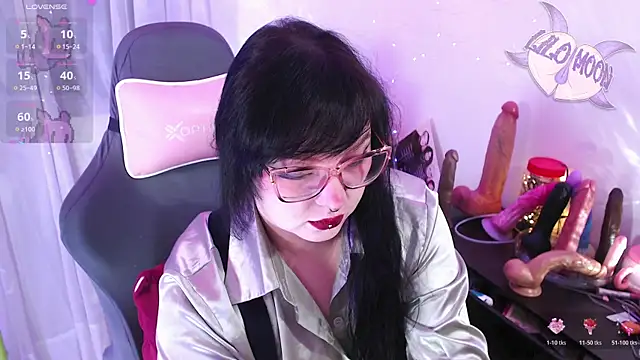 Snapshot of LiloMoon69 chatting on May 9, 2026, 3:34 am LiloMoon69 online show from May 9, 2026, 3:34 am