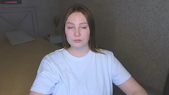 Catherine River online show from March 1, 2025, 12:23 pm