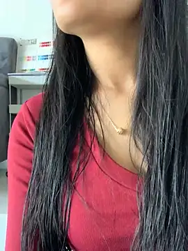 Snapshot of Zeni_fer chatting on January 23, 2025, 7:54 am Zeni fer online show from January 23, 2025, 7:54 am