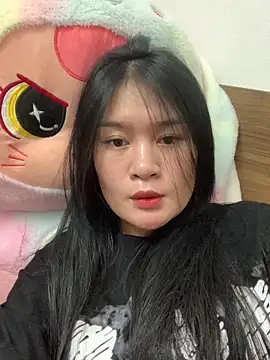 Snapshot of Zeni_fer chatting on March 4, 2026, 8:20 am Zeni fer online show from March 4, 2026, 8:20 am