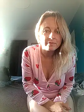 cassiehotsexy online show from September 25, 2025, 7:34 am