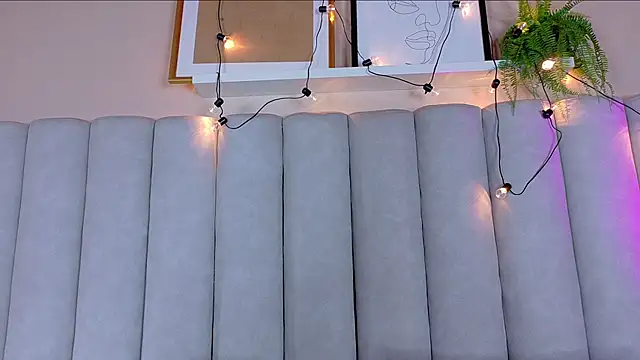 Snapshot of EngelStone chatting on October 21, 2025, 7:47 pm EngelStone online show from October 21, 2025, 7:47 pm