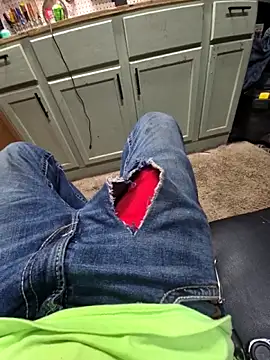 wetnutz online show from April 25, 2026, 2:47 pm