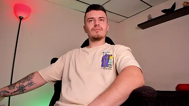 Snapshot of james_connor2 chatting on December 22, 2025, 7:00 pm james connor2 online show from December 22, 2025, 7:00 pm