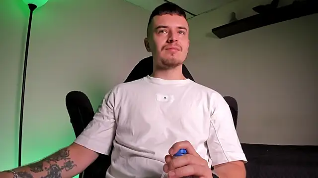 Snapshot of james_connor2 chatting on February 8, 2026, 3:26 pm james connor2 online show from February 8, 2026, 3:26 pm