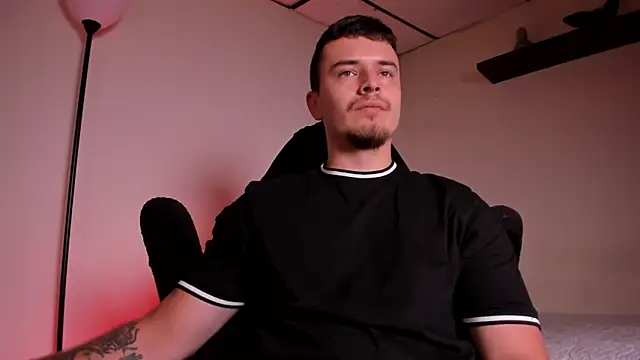 Snapshot of james_connor2 chatting on February 28, 2026, 7:04 pm james connor2 online show from February 28, 2026, 7:04 pm