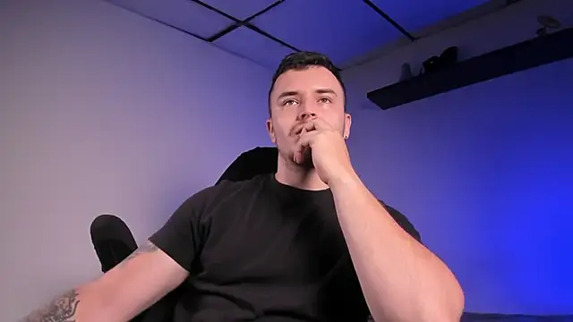 Snapshot of james_connor2 chatting on April 13, 2026, 6:57 pm james connor2 online show from April 13, 2026, 6:57 pm