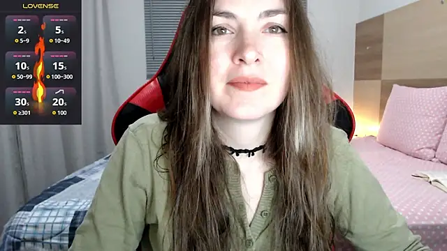 Snapshot of Naughty_Annn chatting on June 19, 2026, 3:33 am Naughty Annn online show from June 19, 2026, 3:33 am