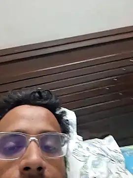 Snapshot of shree7776trrr chatting on September 30, 2025, 4:56 pm shree7776trrr online show from September 30, 2025, 4:56 pm