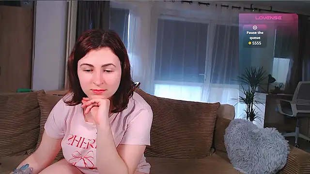 Snapshot of Caroline1995 chatting on February 3, 2026, 2:22 pm Caroline1995 online show from February 3, 2026, 2:22 pm