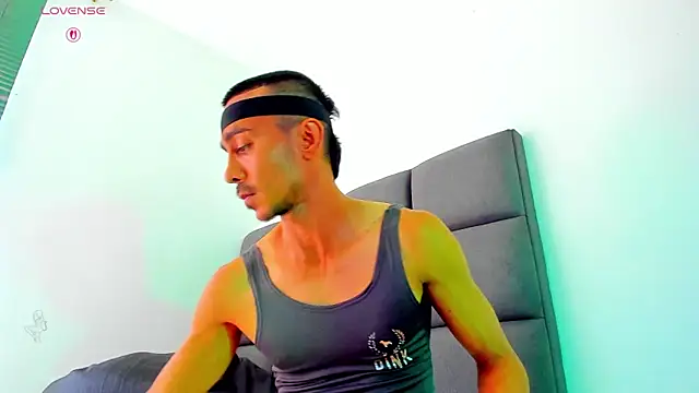 steven hott8 online show from March 22, 2026, 3:04 pm