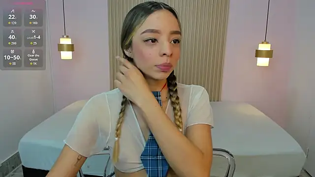 AliceRoss0 online show from February 10, 2026, 8:57 pm