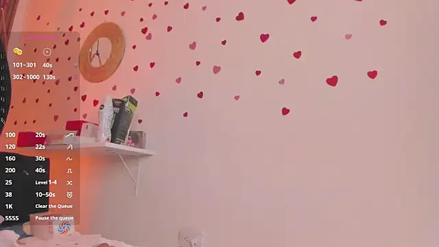 TiffanyWright online show from April 11, 2026, 7:51 pm