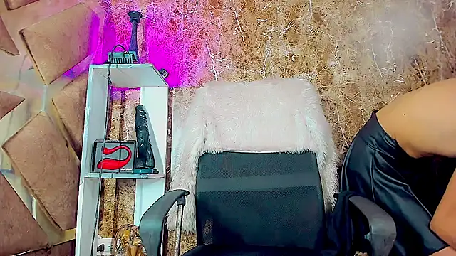 Snapshot of dirtycock2002 chatting on October 8, 2025, 7:06 am dirtycock2002 online show from October 8, 2025, 7:06 am