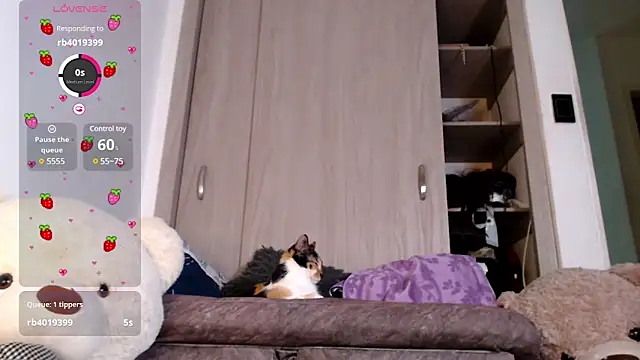 Snapshot of Alicedangerrr chatting on March 4, 2025, 8:02 am Alicedangerrr online show from March 4, 2025, 8:02 am