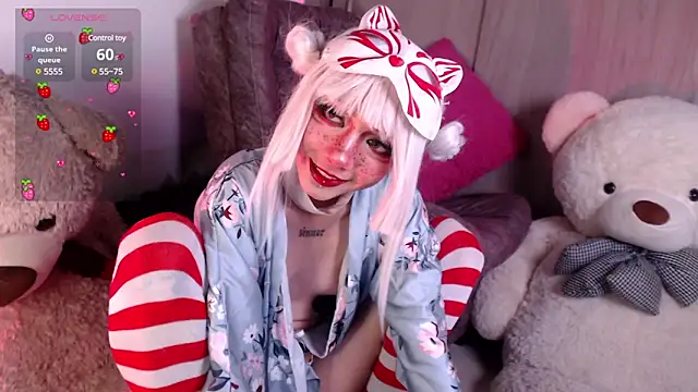 Snapshot of Alicedangerrr chatting on March 11, 2025, 1:48 am Alicedangerrr online show from March 11, 2025, 1:48 am