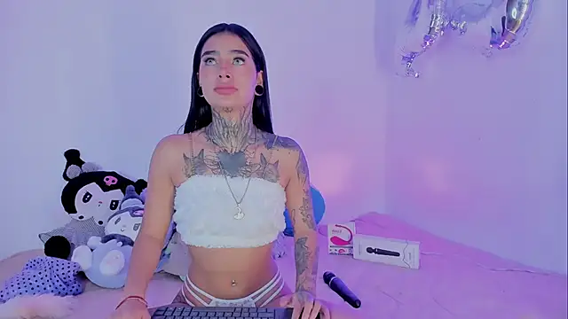 shadowcatt  online show from January 20, 2025, 8:18 pm