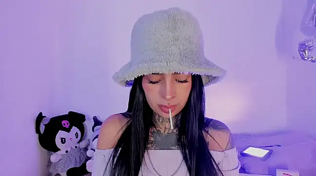 shadowcatt  online show from February 21, 2025, 11:43 pm