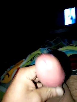 slawlargo01 online show from April 14, 2026, 8:20 am