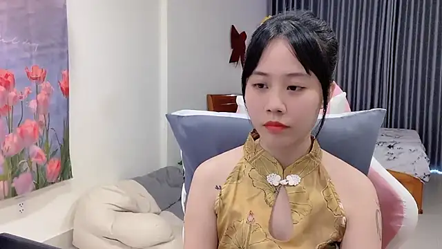 -rosiie- online show from March 21, 2025, 3:55 am