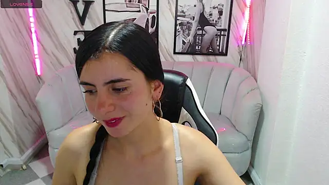  samantha b online show from December 26, 2024, 6:54 pm