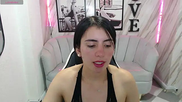  samantha b online show from January 7, 2025, 3:54 pm