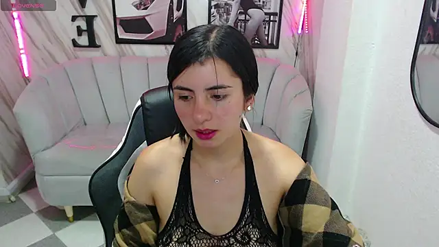  samantha b online show from January 13, 2025, 3:47 pm